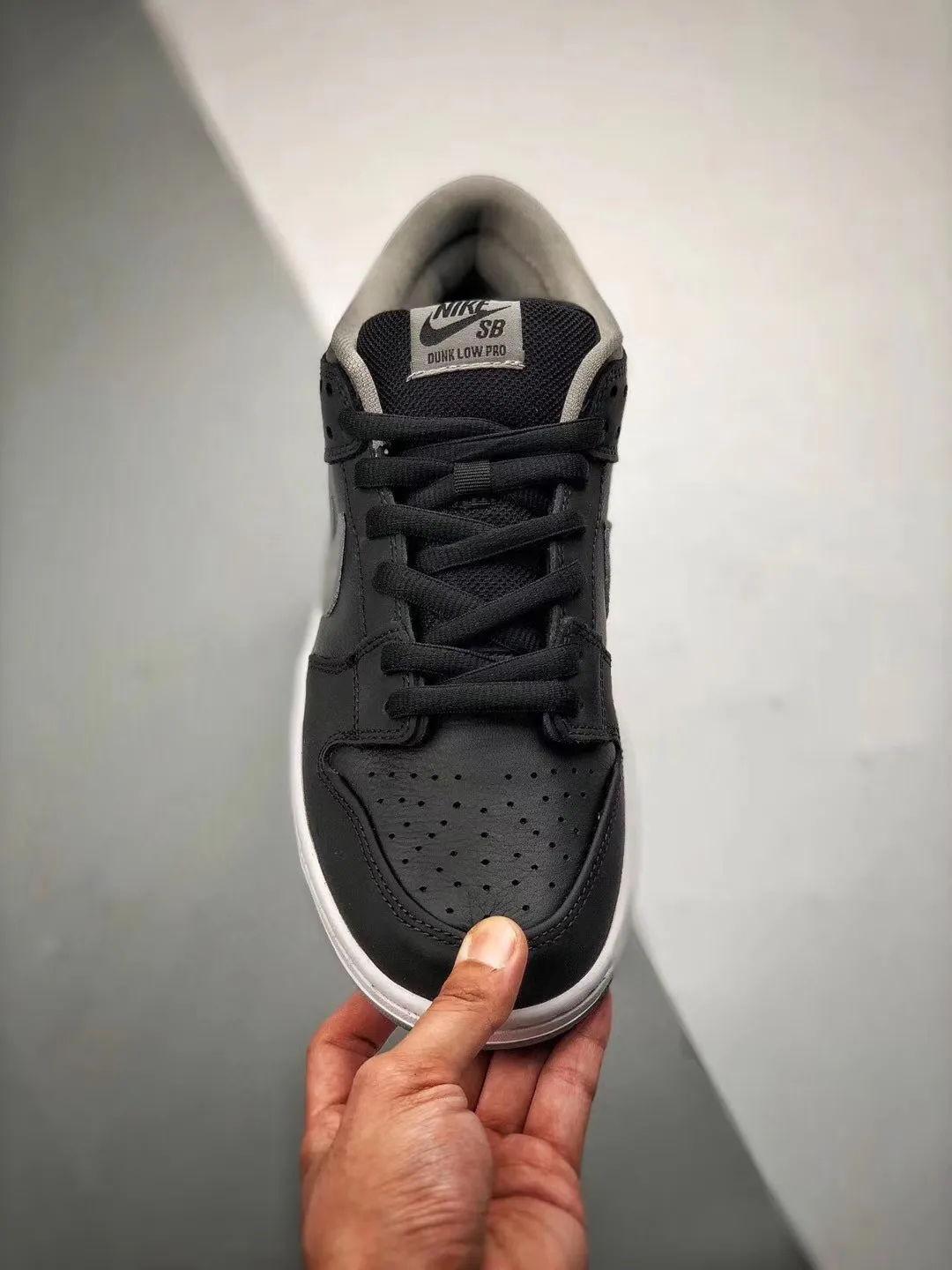 Nike Dunk SB Low影子灰 究竟有什么魅力?