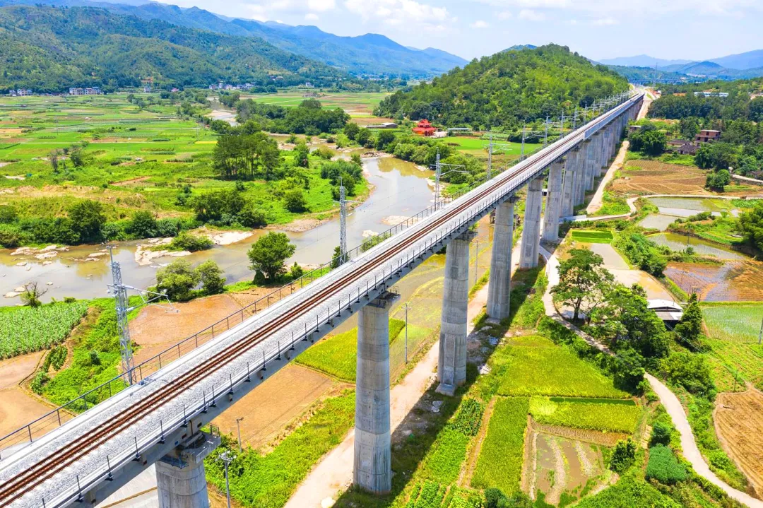 车站已建成！电网将送电！连城这条铁路进入通车倒计时→