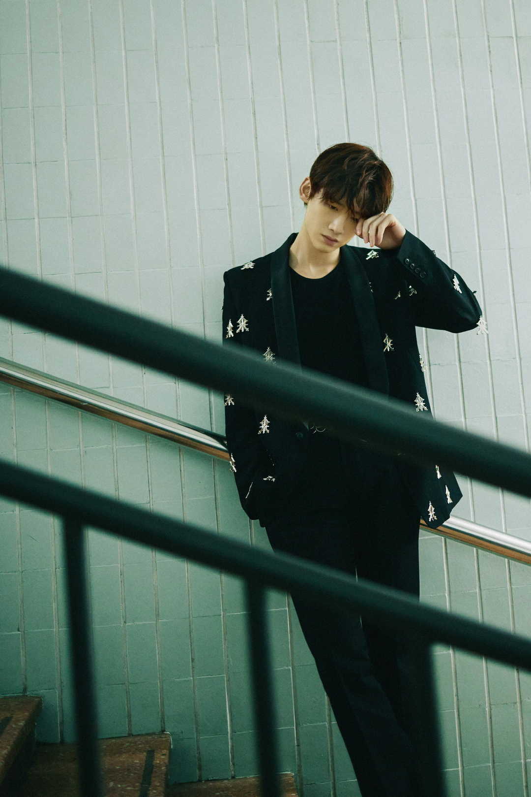 Respect the station elder brother that wells balanced you are Wang Jia Er in vain, come out straight send rapidly, you two go back to profession again