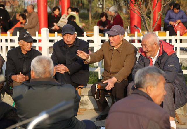为什么延迟退休会有人反对，延迟退休对哪些人比较吃亏？