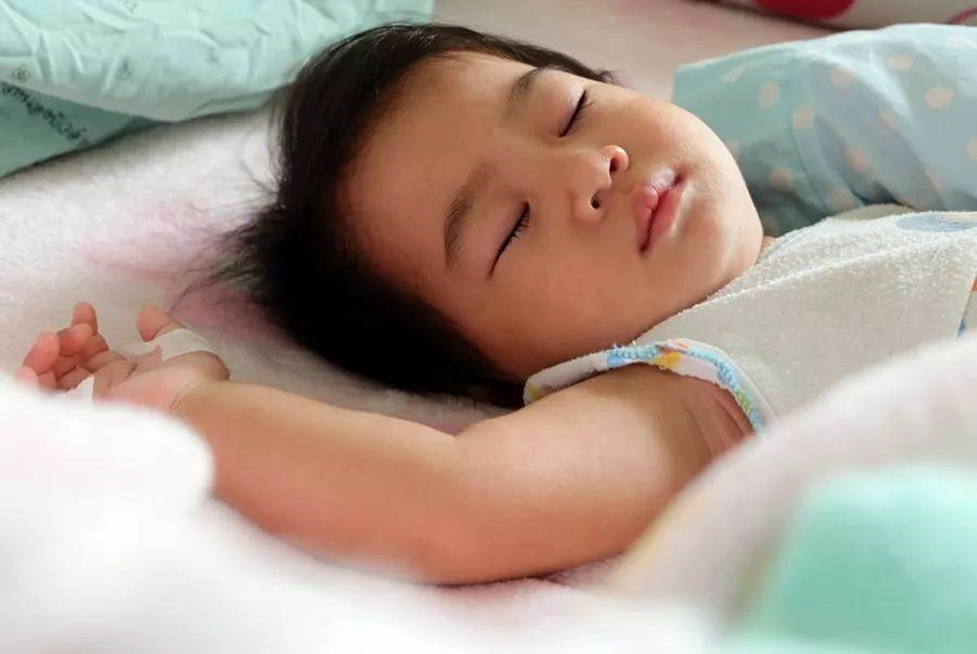 睡眠天使是养出来的,6月龄前要在这8方面多下功夫,培养睡眠习性
