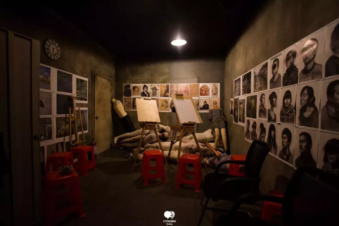 三里屯惊现赛博朋克地下城,这里藏着超燃的沉浸式实境电影旗舰店