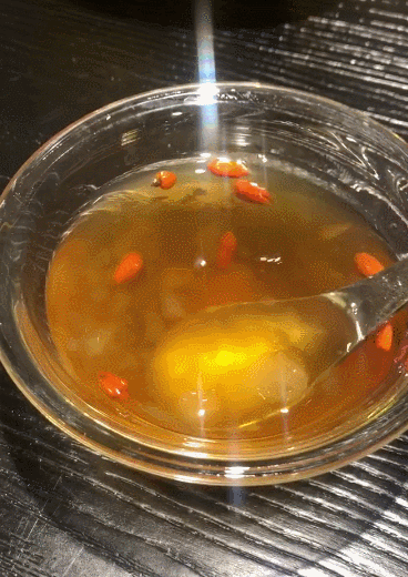 比乡村基更亲民：免费续米线，甜品无限量，重庆这家店能赚钱？