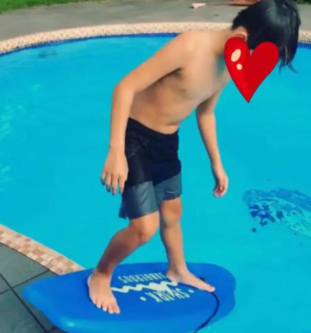 小儿子出生证明遭公开！“生父栏”被看光，张