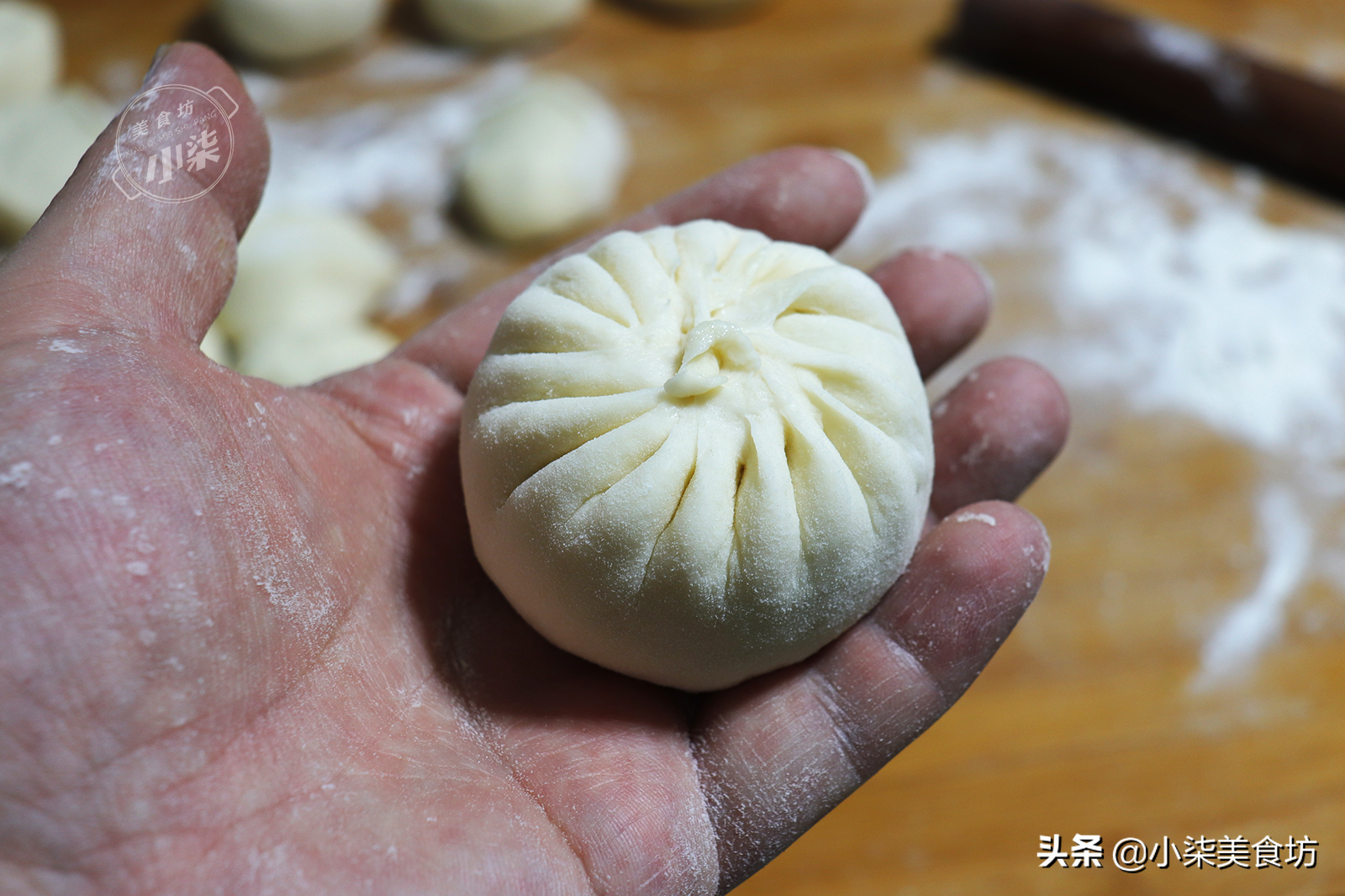 蒸包子時，別再直接上鍋蒸了，記住3個訣竅，包子鬆軟好吃不塌陷