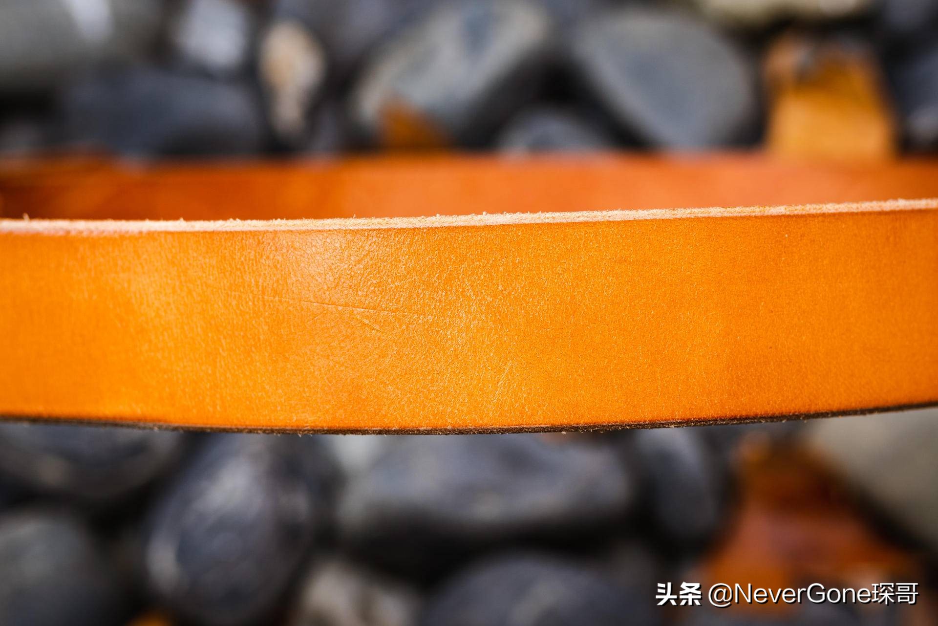 看看皮带扣？Companion Denim赫尔曼橡树植鞣腰带