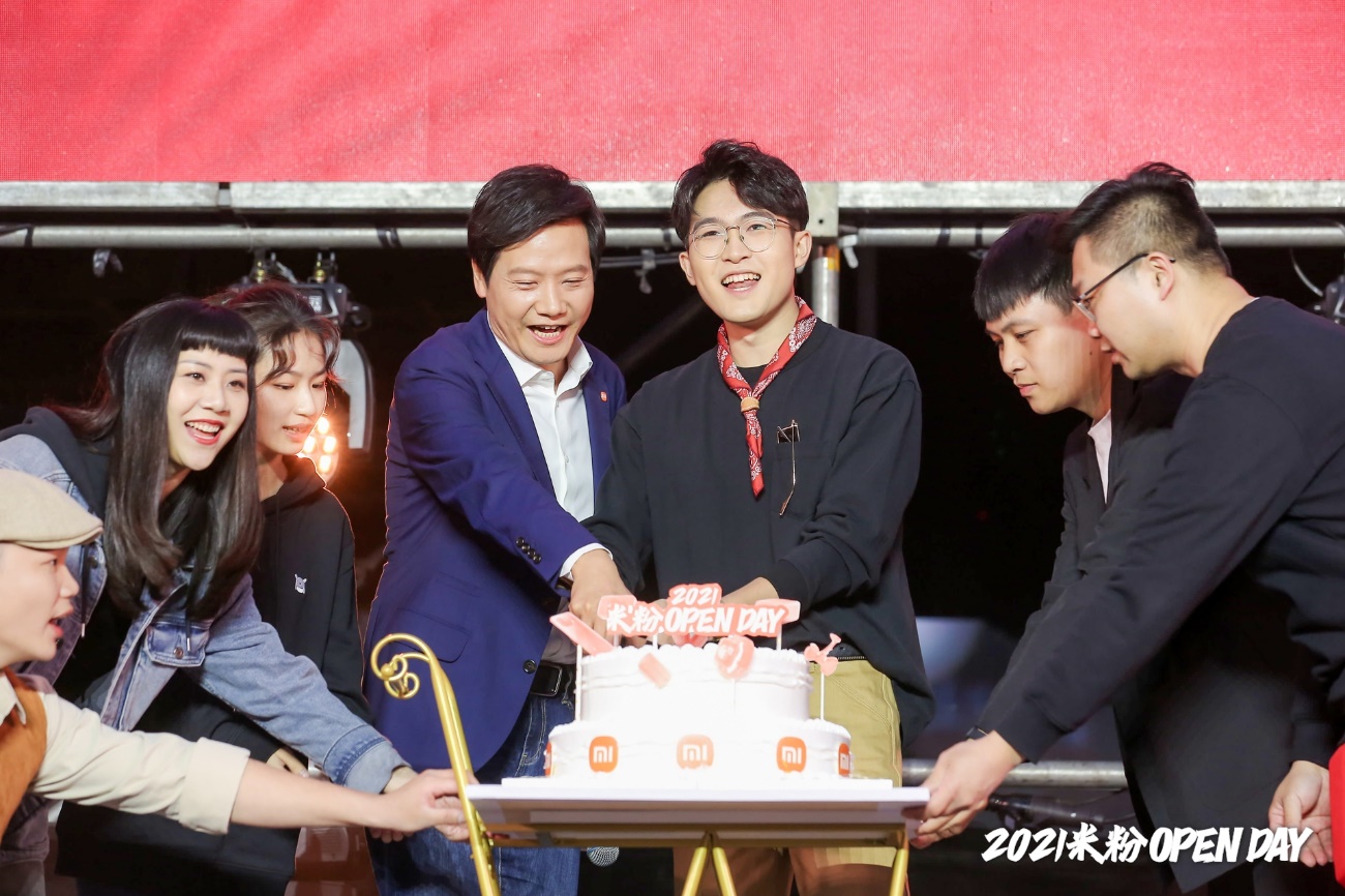 С��ʵ�����״����׷۴��ģ���ţ�19���ʩ�����׷۽�