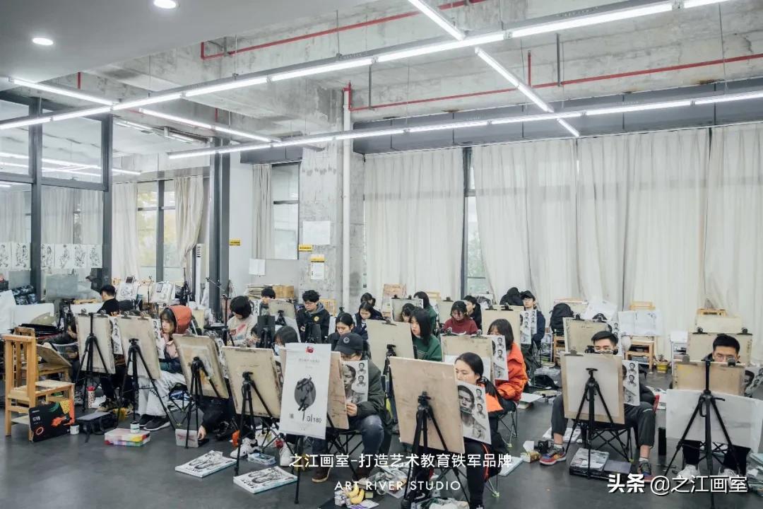 选考之后怎样可以多拿证证证证？之江实力演绎美院收割机