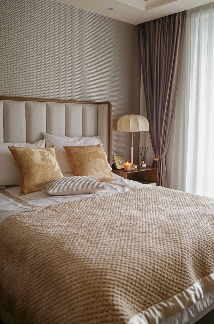 科普 ┃ 墙纸和乳胶漆的对比，新型墙面涂料别瞎用 ┃ 南京装修