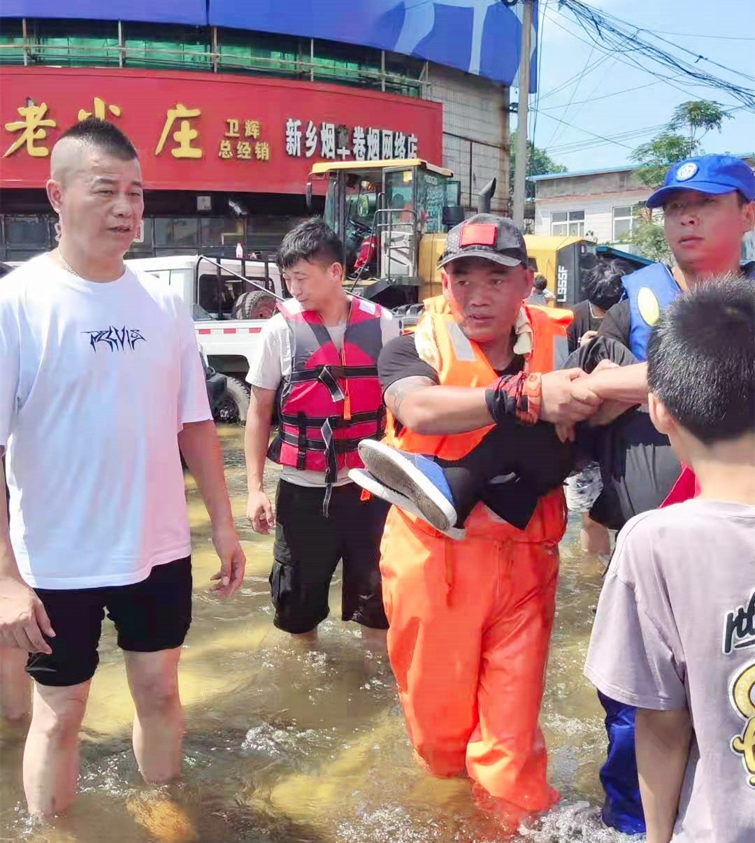 泉州市慈善一家亲助困协会驰援河南灾区