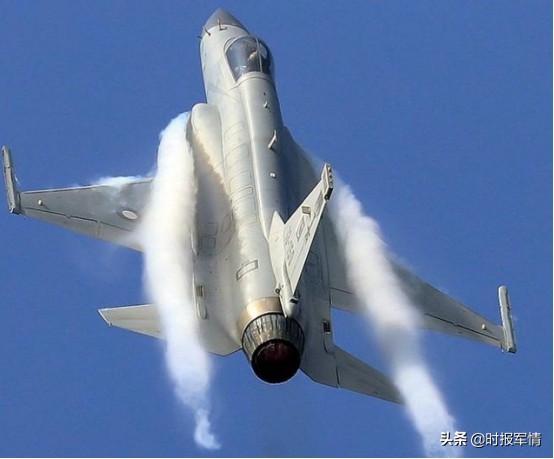 有惊无险！飞行员果敢决断37秒规避居民区三次，未造成伤亡