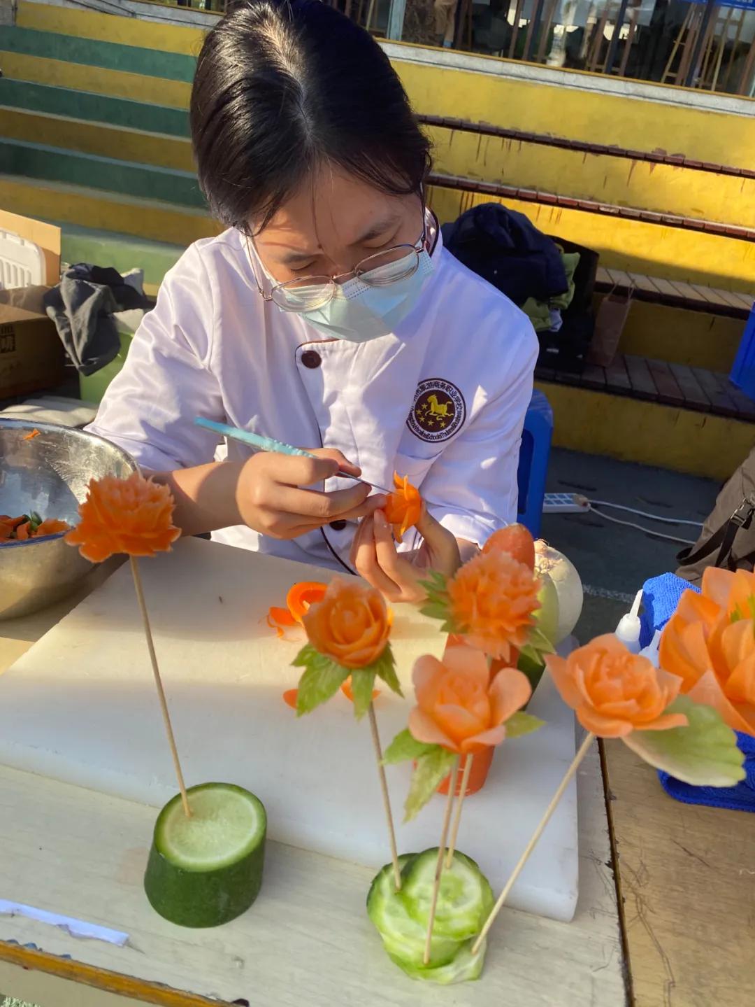 广州市旅游商务职业学校参与荔湾区第十一届“嘉庚杯”优秀学生社团颁奖礼暨现场展示活动