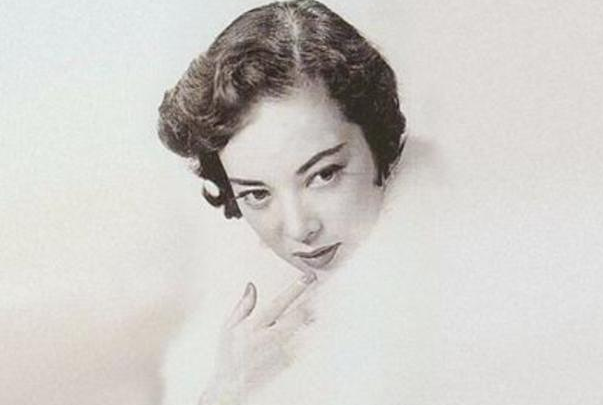 女汉奸被判处死刑，行刑前亮出真实身份后无罪