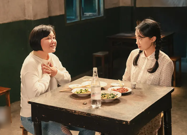 界颜|张小斐成喜剧界颜值天花板 高情商回应被网友叫妈:我养不起