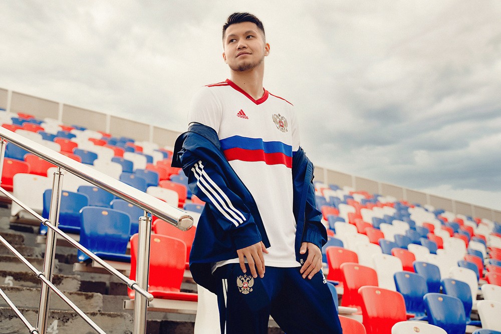 Adidasi releases Russia nation group brand-new guest field polo shirt