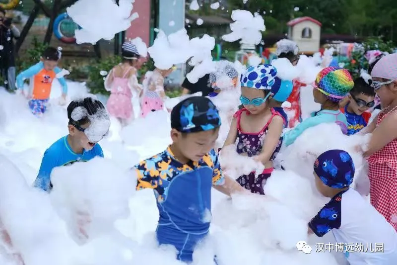 汉中博远幼儿园举行大班毕业典礼