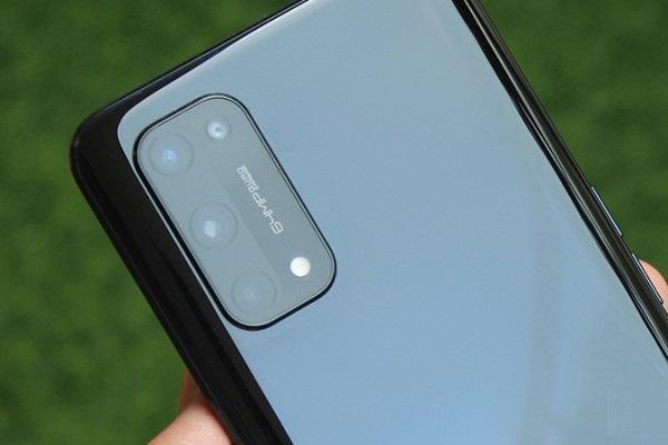 256GB+6400万四摄+65W闪充，重回1799元，柔性屏旗舰无奈加速退场