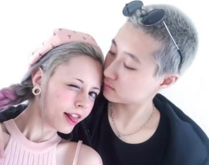 小龙女吴卓林妻子有多开放？偏爱小鲜肉，生活照更是不忍直视