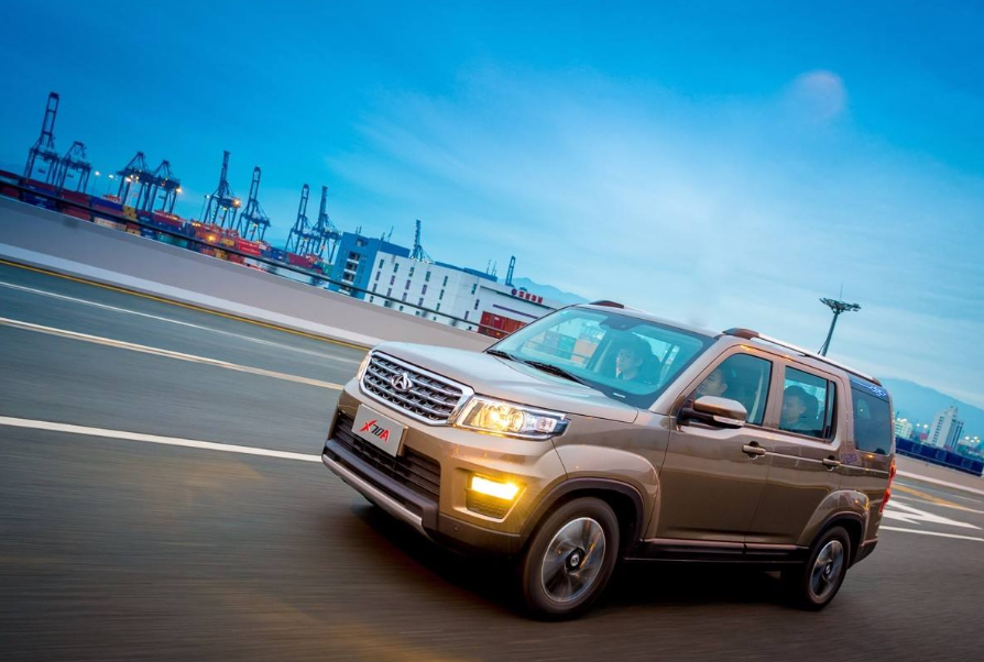 5万买一台既能家用，又能商用的车，该选谁？