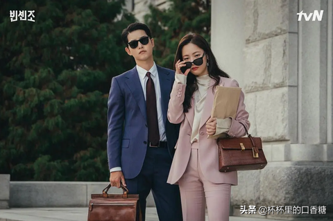 " Wen Senzun of black path lawyer " Quan Rubin wraps packet of special number of a eriodical! JoyGryson gives looking glass rate is high