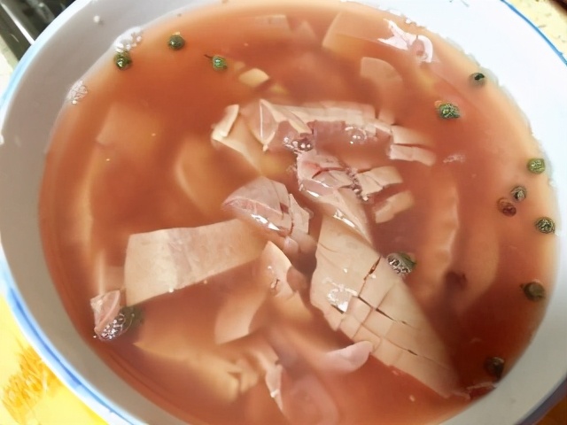 The most important part of stir-fried kidney scallops is here, the superb technology of removing the fishy and fragrant, can not stop drooling