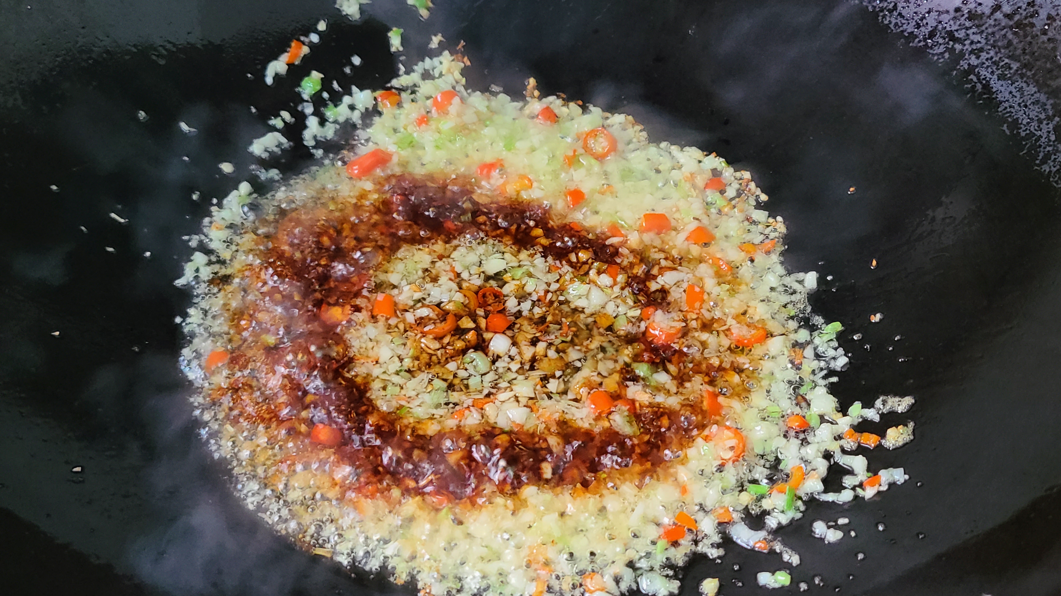 蒜香魚片，又香又好吃的一道家常菜，味道鮮美，值得一吃