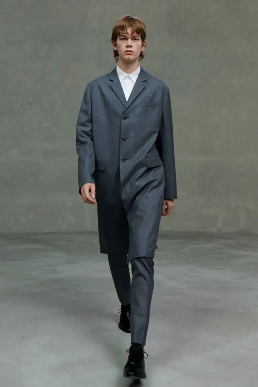 Prada 2021春夏多重视角未演之秀