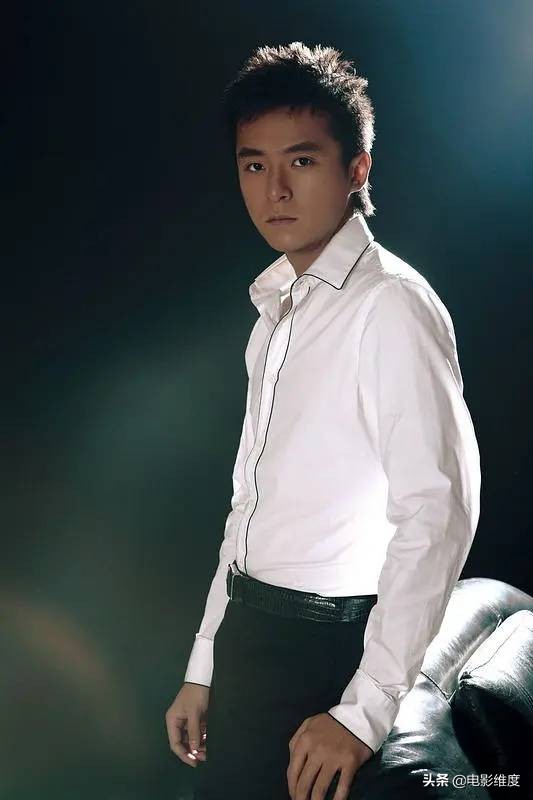 图文 40岁朱雨辰 前女友一个比一个厉害 演艺事业却始终不红 朱雨辰的前女朋友是谁 Www Bagua5 Net