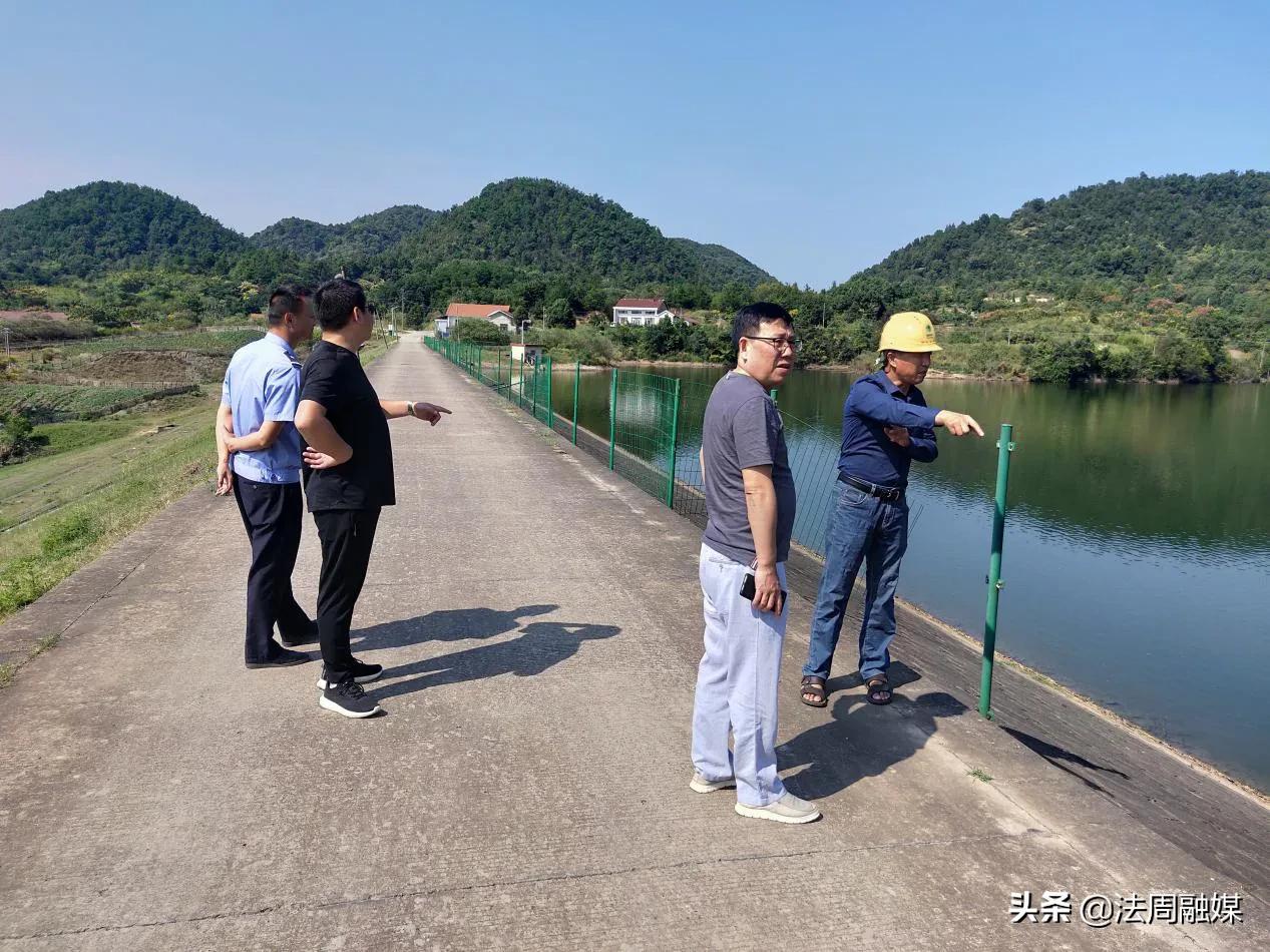 澧县码头铺镇：狠抓道路交通秩序 确保国庆安全稳定