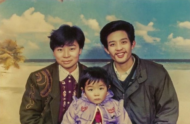 重庆李串串，经历市场混战后被迫改名，如今连创始人都已退出公司