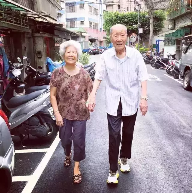 爷爷奶奶那一辈的爱情故事,超甜超治愈的睡前故事 第24张