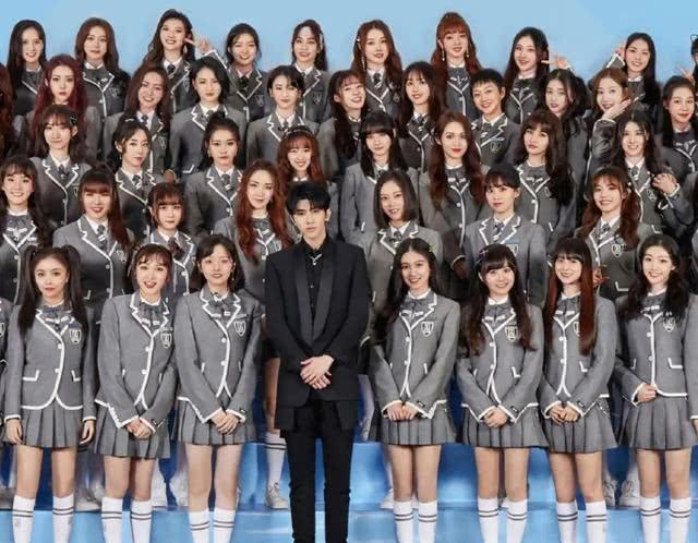 青二经费紧张？选手竟然穿破裆裤，网友：节目