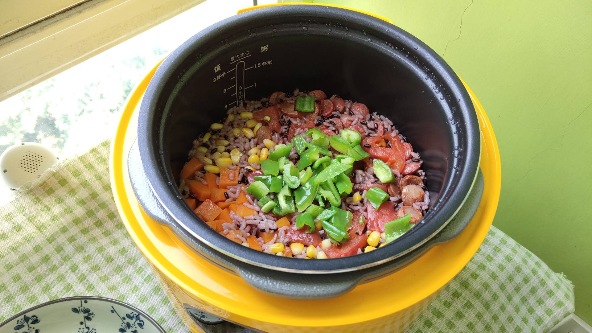 夏季版极简食谱，电饭锅一键转换成电压力锅，减少一半的烹饪时间