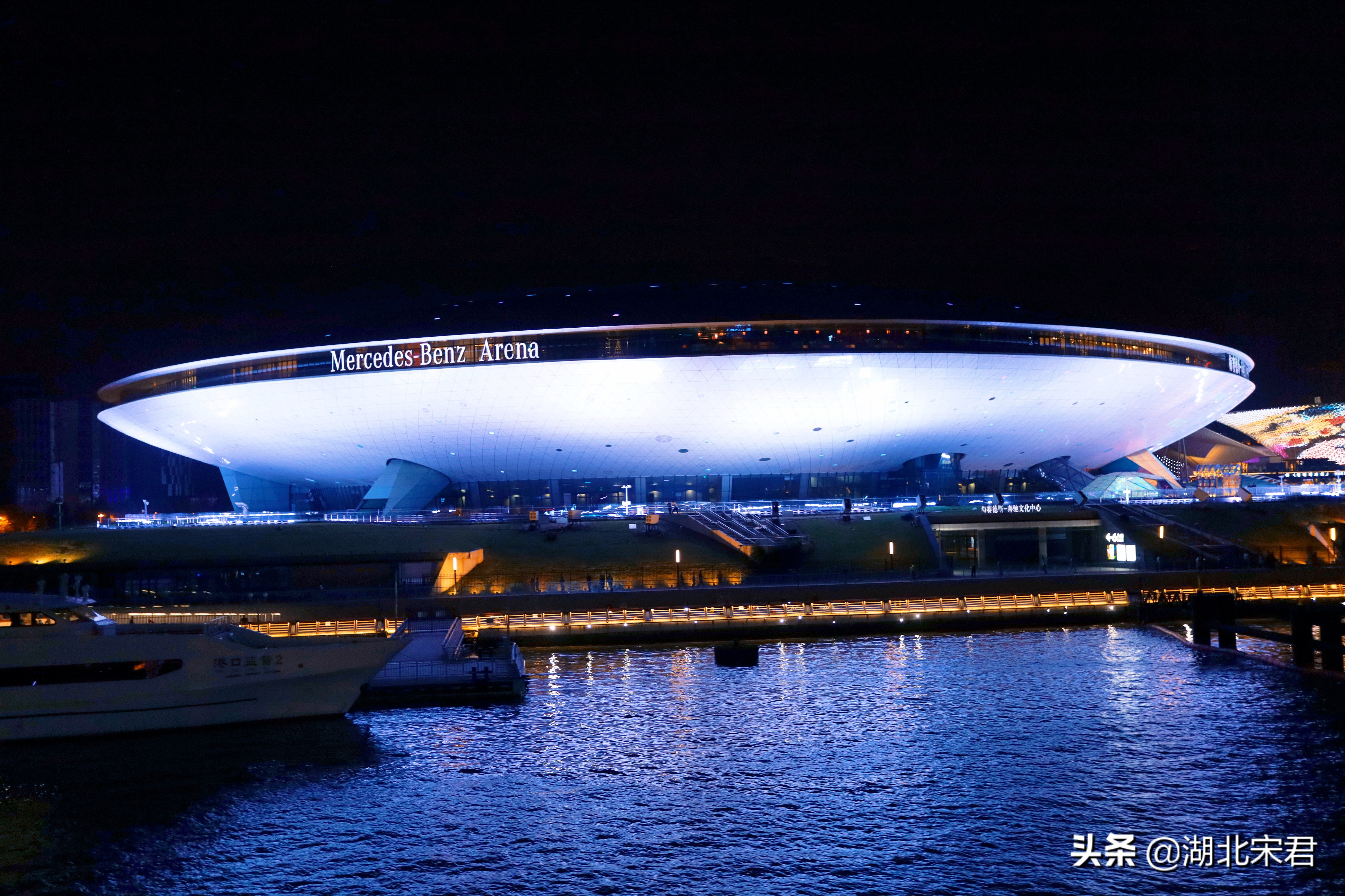 国庆夜游黄浦江 2小时最快了解感知上海