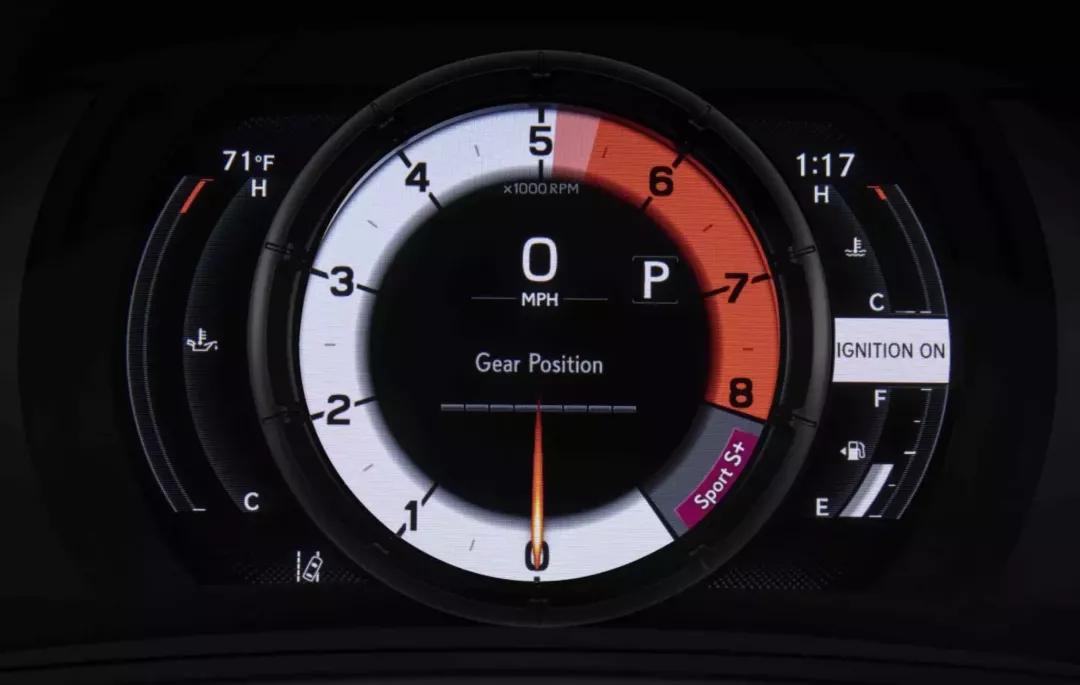 没有涡轮、电机，雷克萨斯IS高性能版仍坚持自然吸气V8发动机