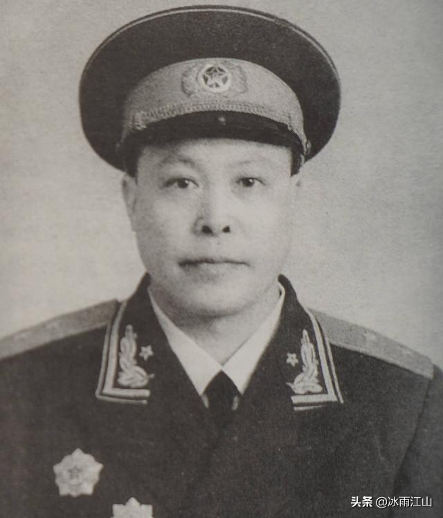 1955年大授衔，中国人民解放军第一次授衔，永载史册