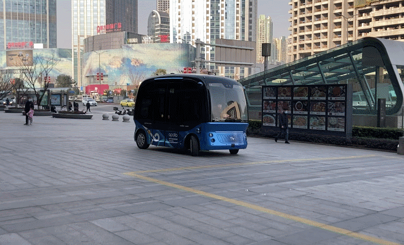 全球首个商圈无人车项目落地重庆，可乘坐14人，春节与大家见面