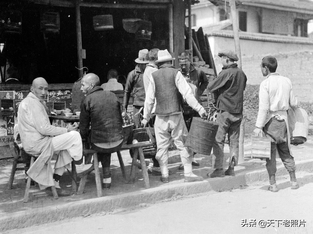 1917年杭州街景老照片  生活悠闲、手工业发达