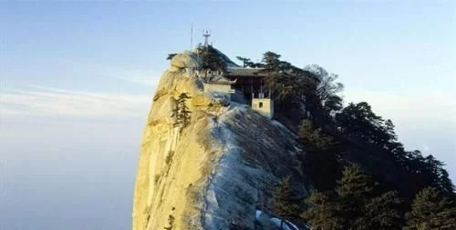 华山“四大谜”, 用科学无法解释，探险家给出答案是“神仙所为”