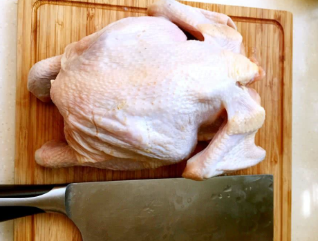 图片[2]-家庭版盐焗鸡 不用炒盐不用烤箱 皮香肉滑超入味 一只不够吃-起舞食谱网
