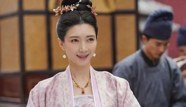 《清平乐》高开低走，和《庆余年》犯了同样的