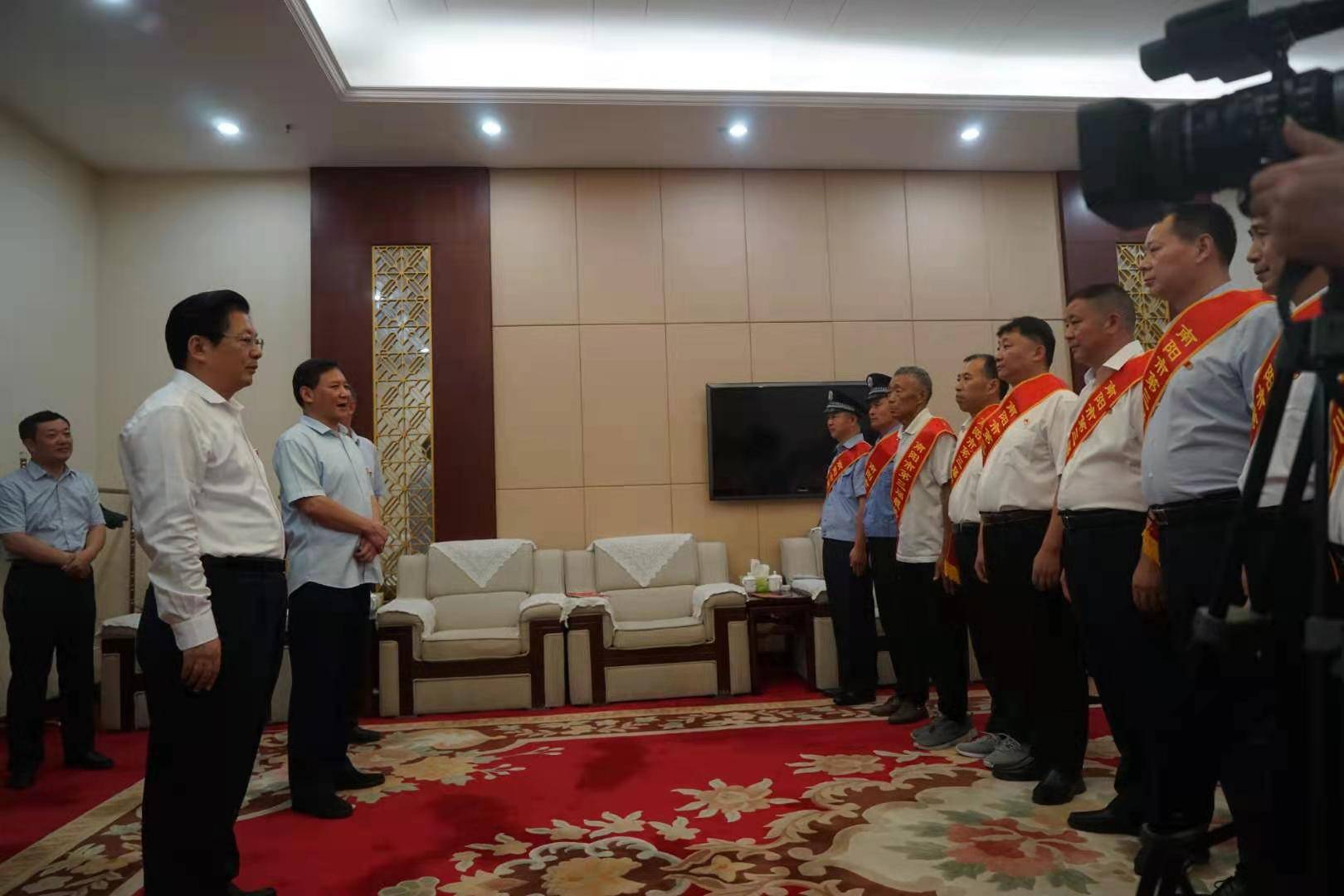 �����к���ô�ҩ�������˺���Ծ�ٻ��������������۾��˳ƺš�