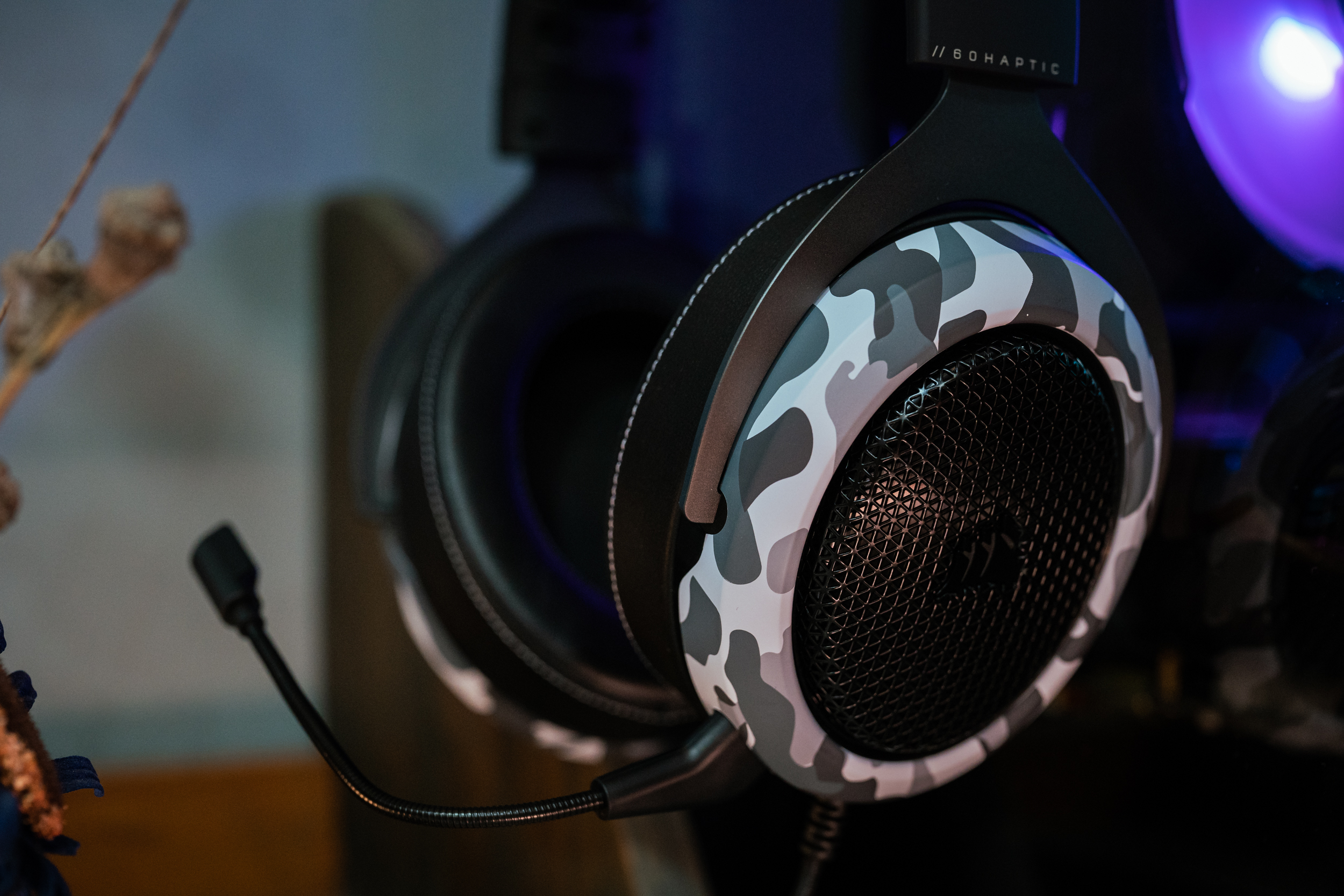 关于游戏这事，HIFI耳机不如海盗船HS60 Haptic