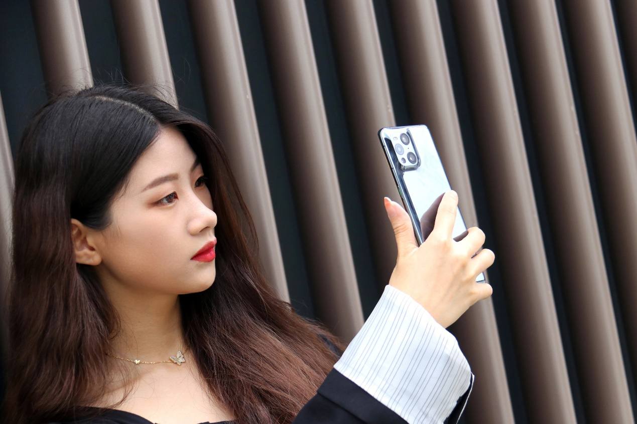 别问4K出头的OPPO Find X3 值不值得入手，用过才知道香不香