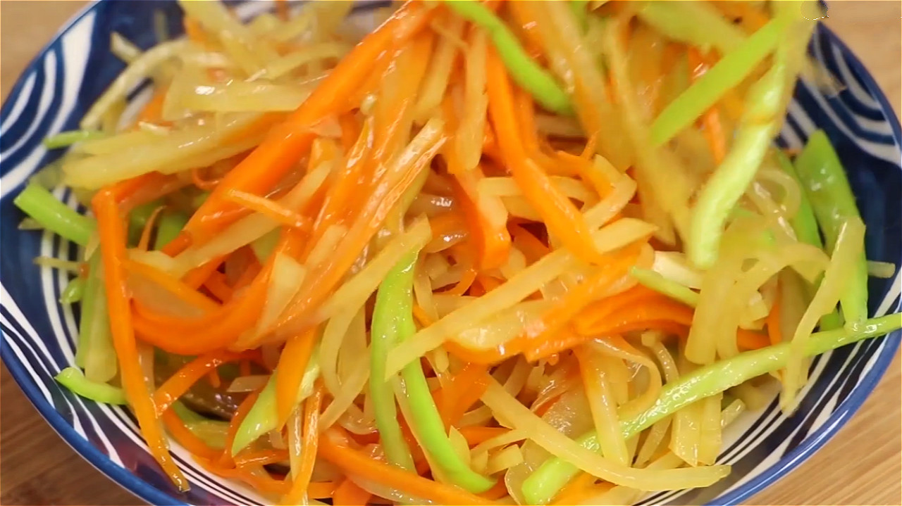 早餐不知道吃什么，试试用南瓜做，不油炸不用煎，健康营养又美味