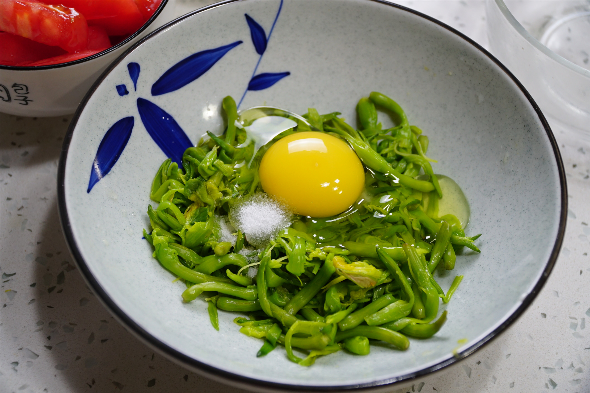 新鲜黄花菜有毒，不要直接吃，炒之前处理2步，