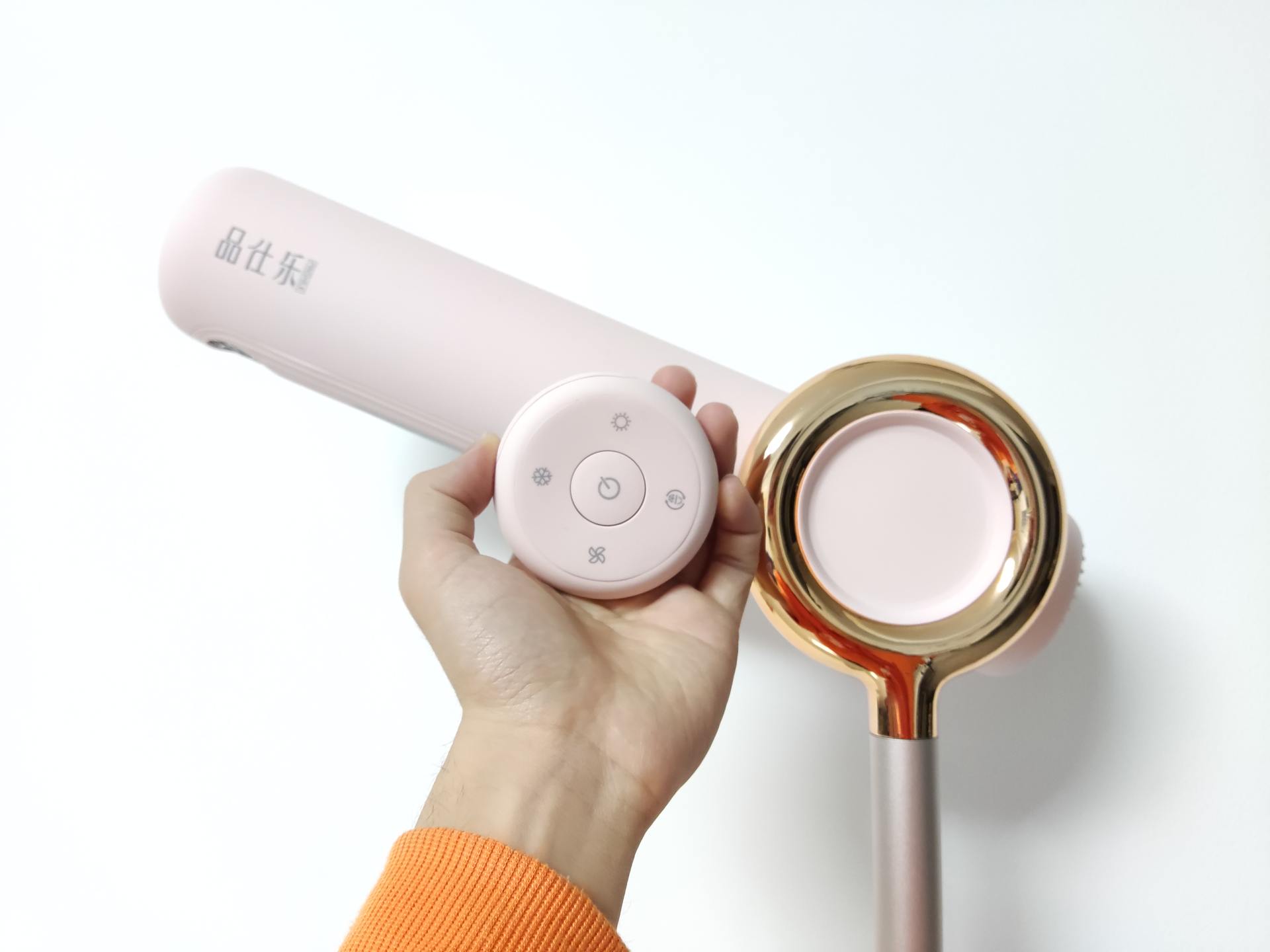 直男不知女神苦，吹发才知长发难，立式吹风机“拯救女神机”