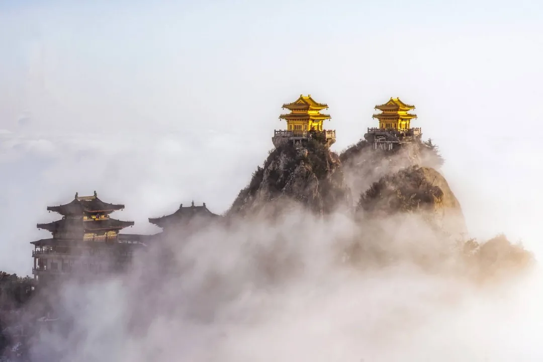 Laojun Mountain, the closest place to wonderland in China!  The sea of ​​clouds is comparable to Wugong Mountain, and the sunrise does not lose to Huangshan