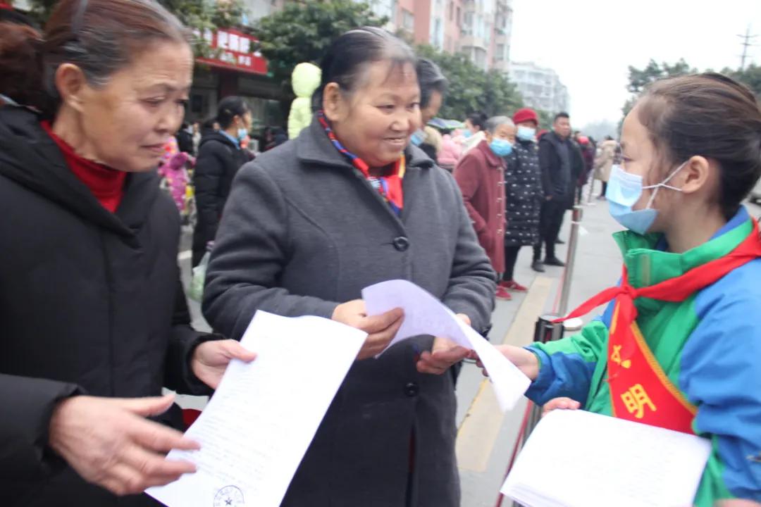 春风十里，不如学雷锋的你——双流区九江小学开展学习雷锋活动