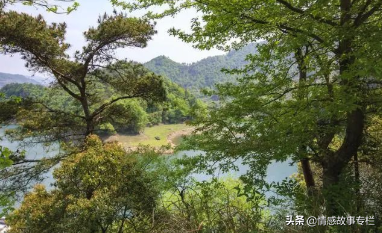 必须让自己坚强的句子 给自己一句坚强的话图片